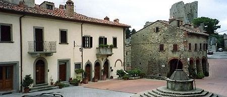 Locanda Antico Borgo Чивитела ин Вал ди Киана Екстериор снимка